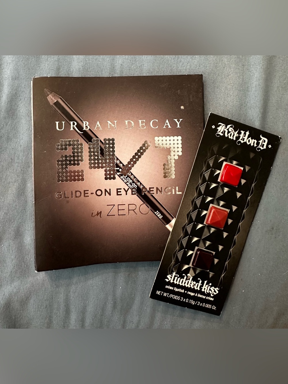 Urban Decay 24/7 Glide-On Eye Pencil in Zero - Black duo lip